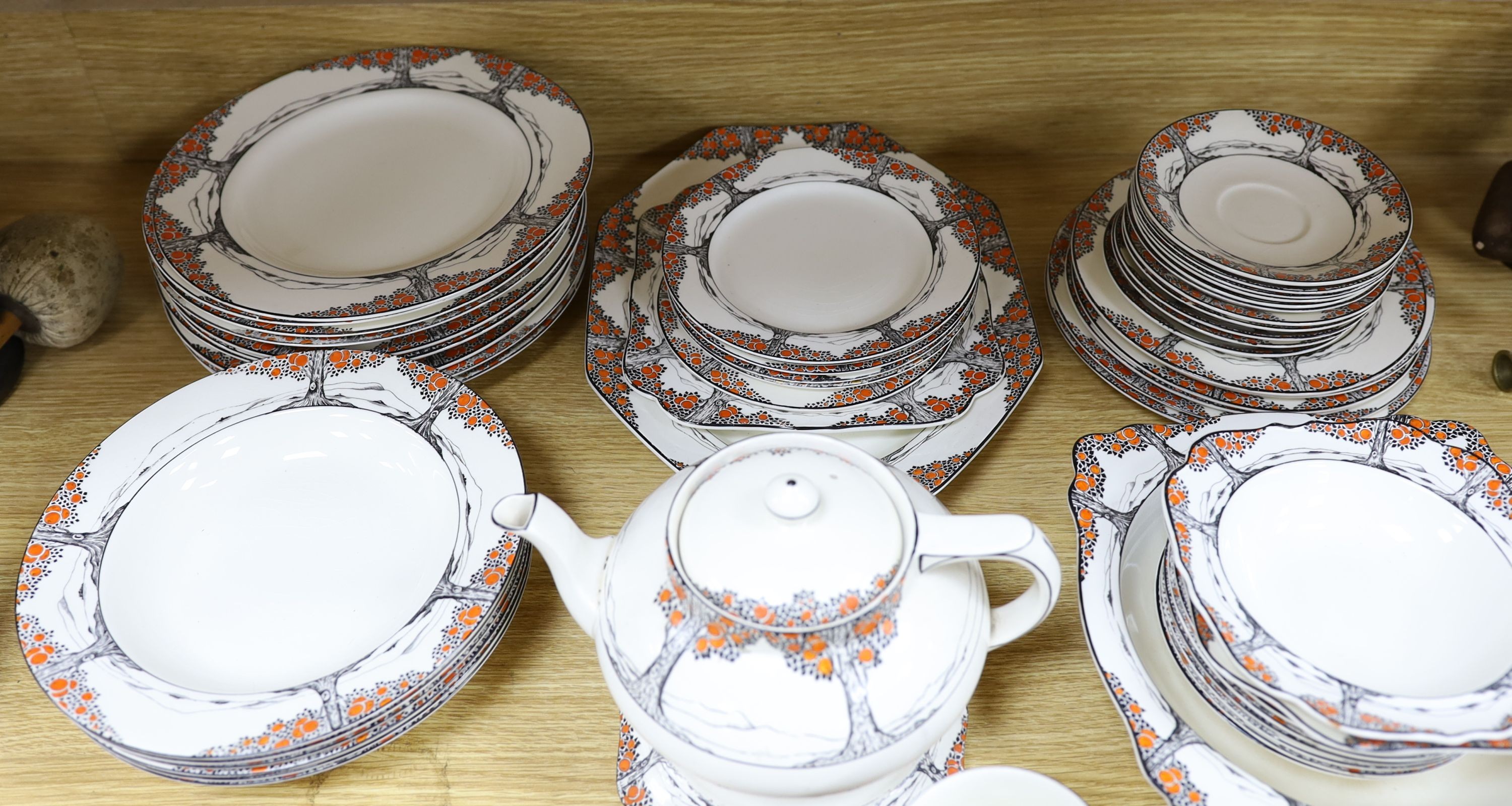 Crown Ducal 'Orange Tree' tea and dinner ware